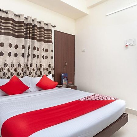 Oyo 22019 Skye Service Apartments Chennai Exterior photo