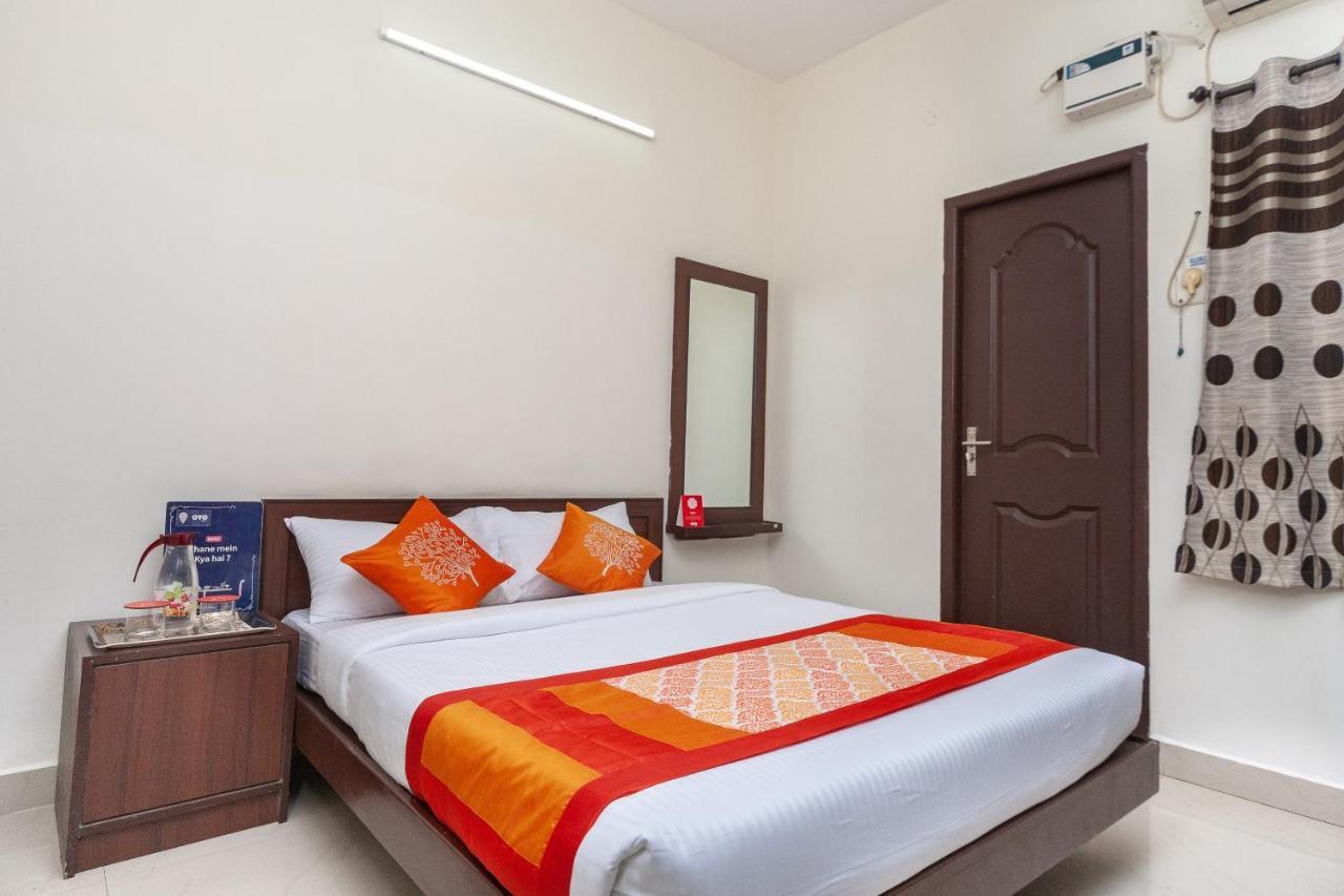 Oyo 22019 Skye Service Apartments Chennai Exterior photo