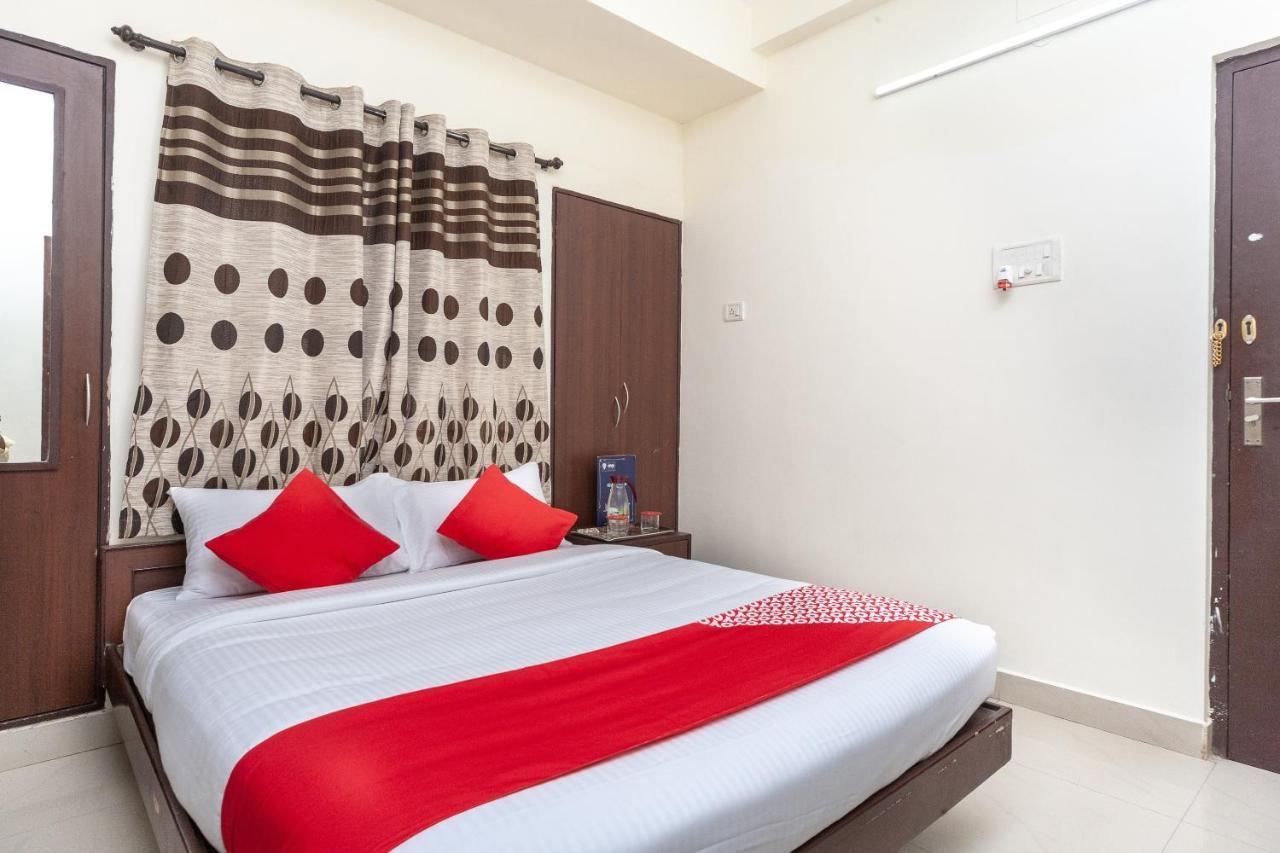 Oyo 22019 Skye Service Apartments Chennai Exterior photo