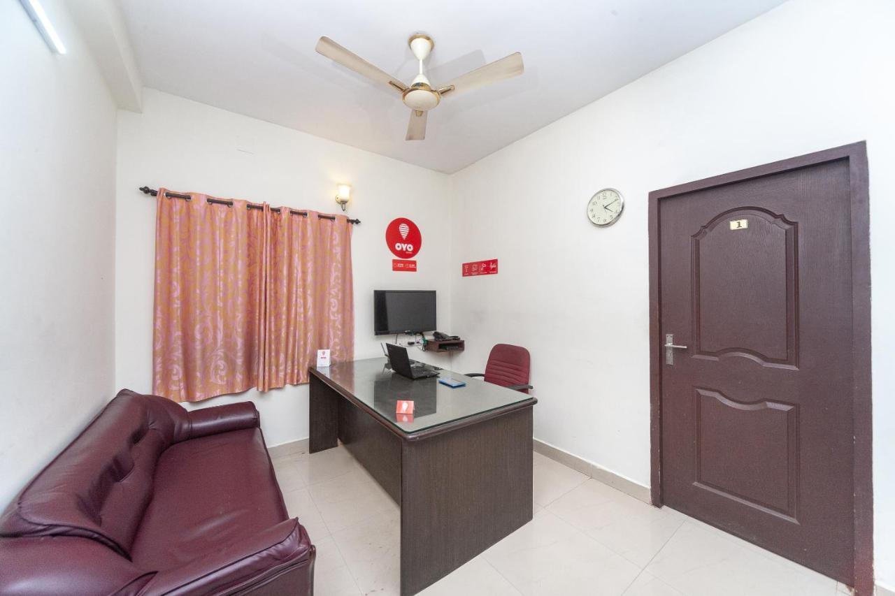 Oyo 22019 Skye Service Apartments Chennai Exterior photo