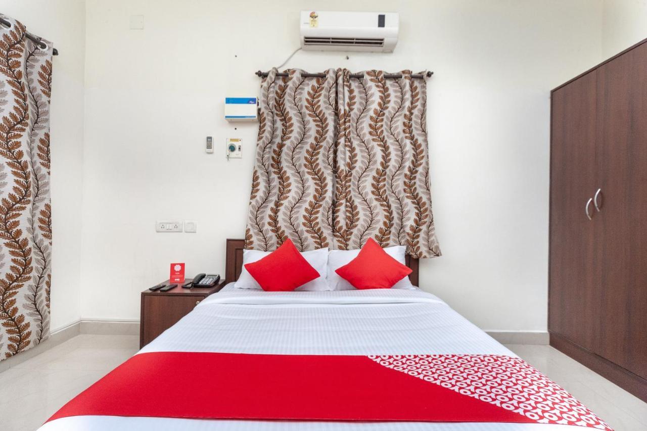 Oyo 22019 Skye Service Apartments Chennai Exterior photo