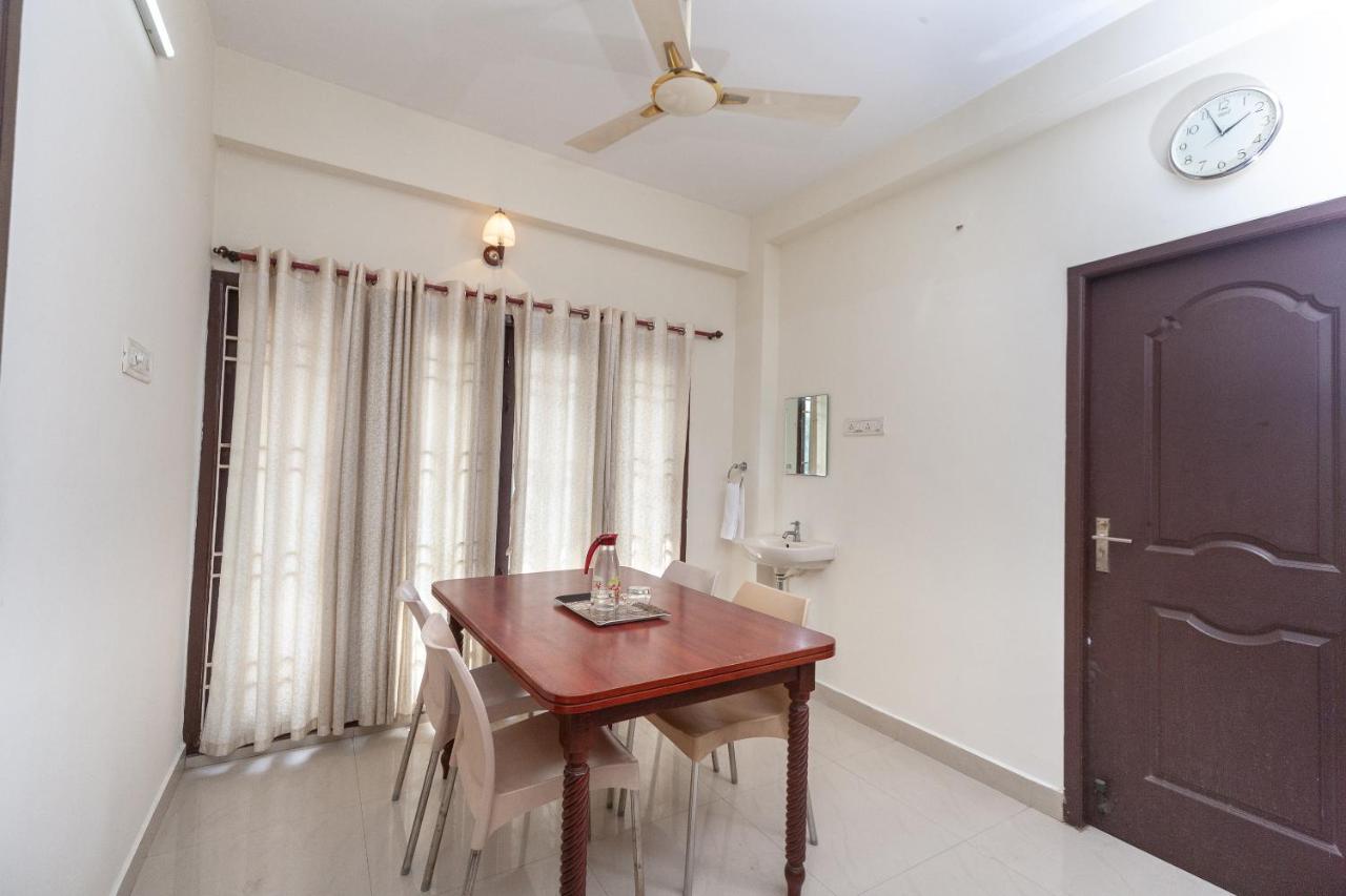 Oyo 22019 Skye Service Apartments Chennai Exterior photo