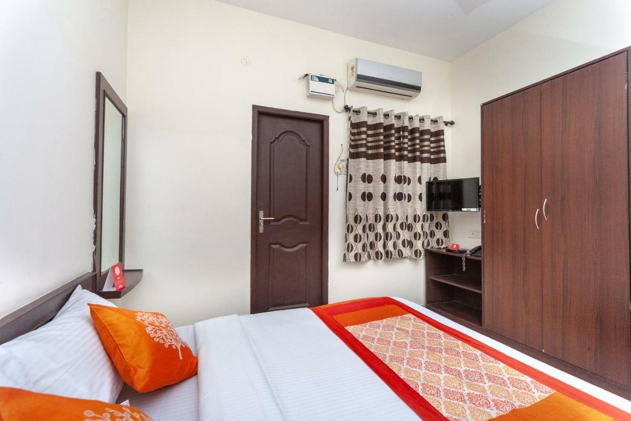 Oyo 22019 Skye Service Apartments Chennai Exterior photo