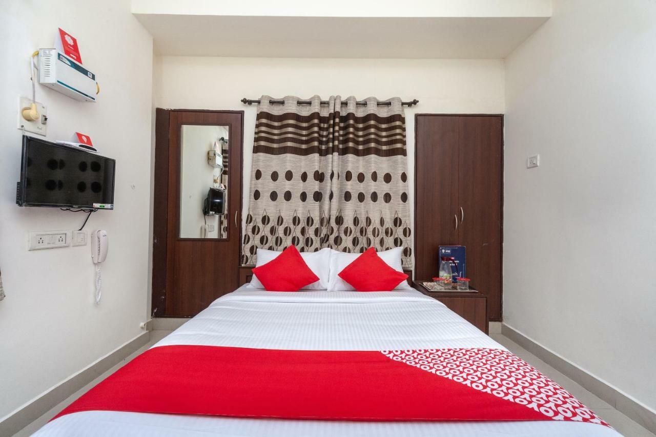 Oyo 22019 Skye Service Apartments Chennai Exterior photo